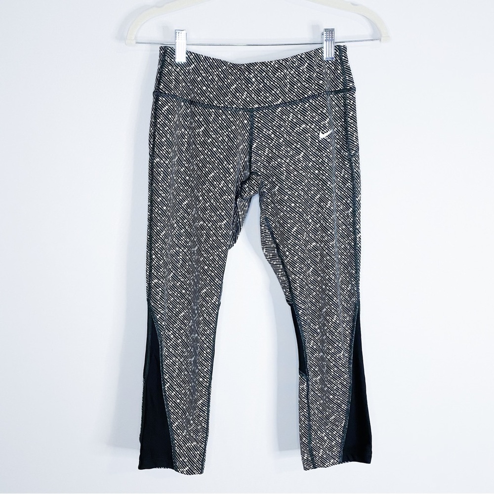 Nike - Printed Crop Leggings